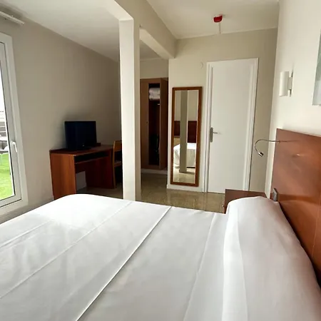 Ght Simeon Hotel