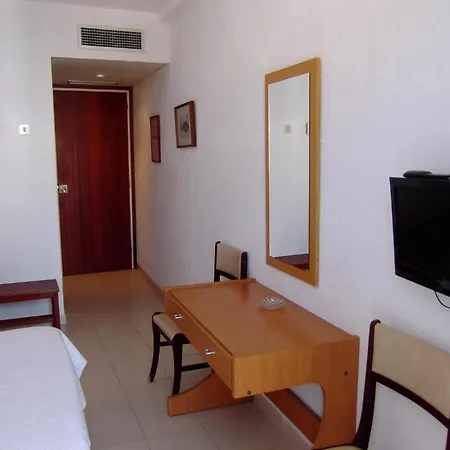 Simeon Hotel